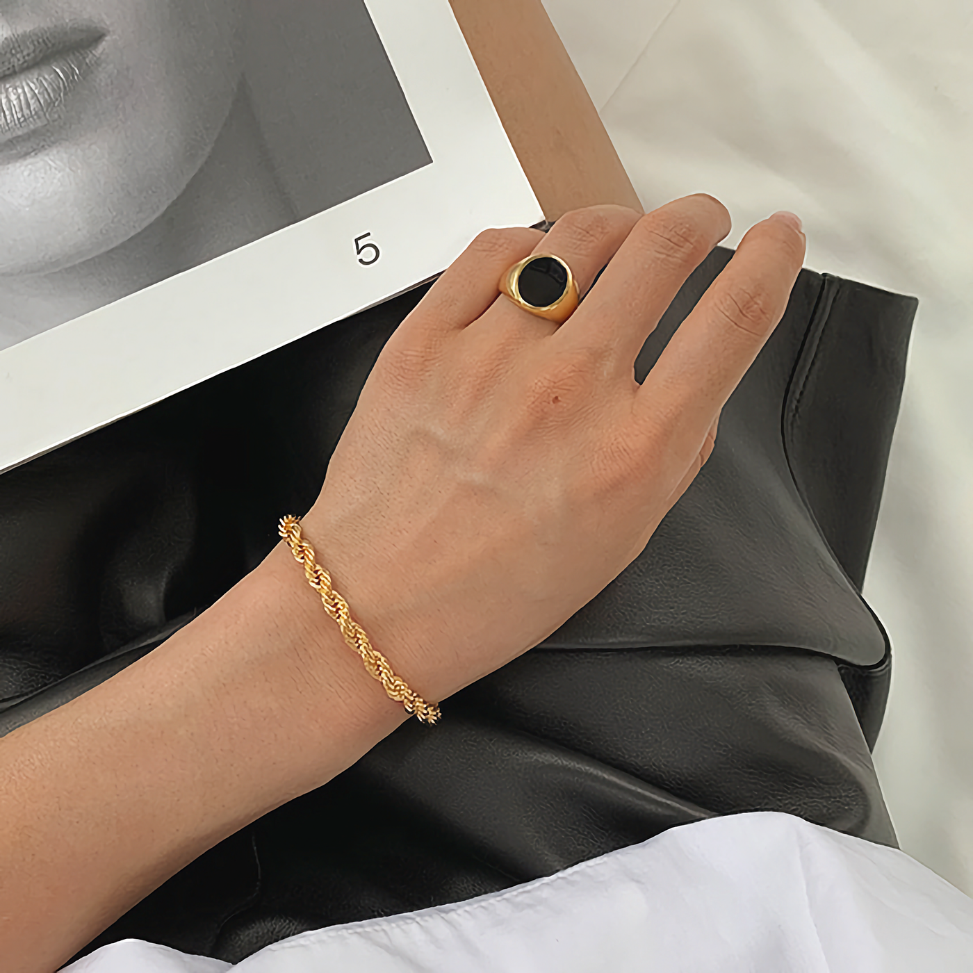 Claras Repkedjearmband