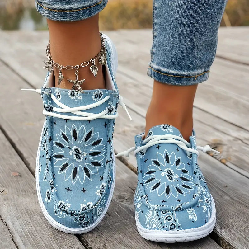 Isavella™ | Luftiga sommarskor med blommig charm