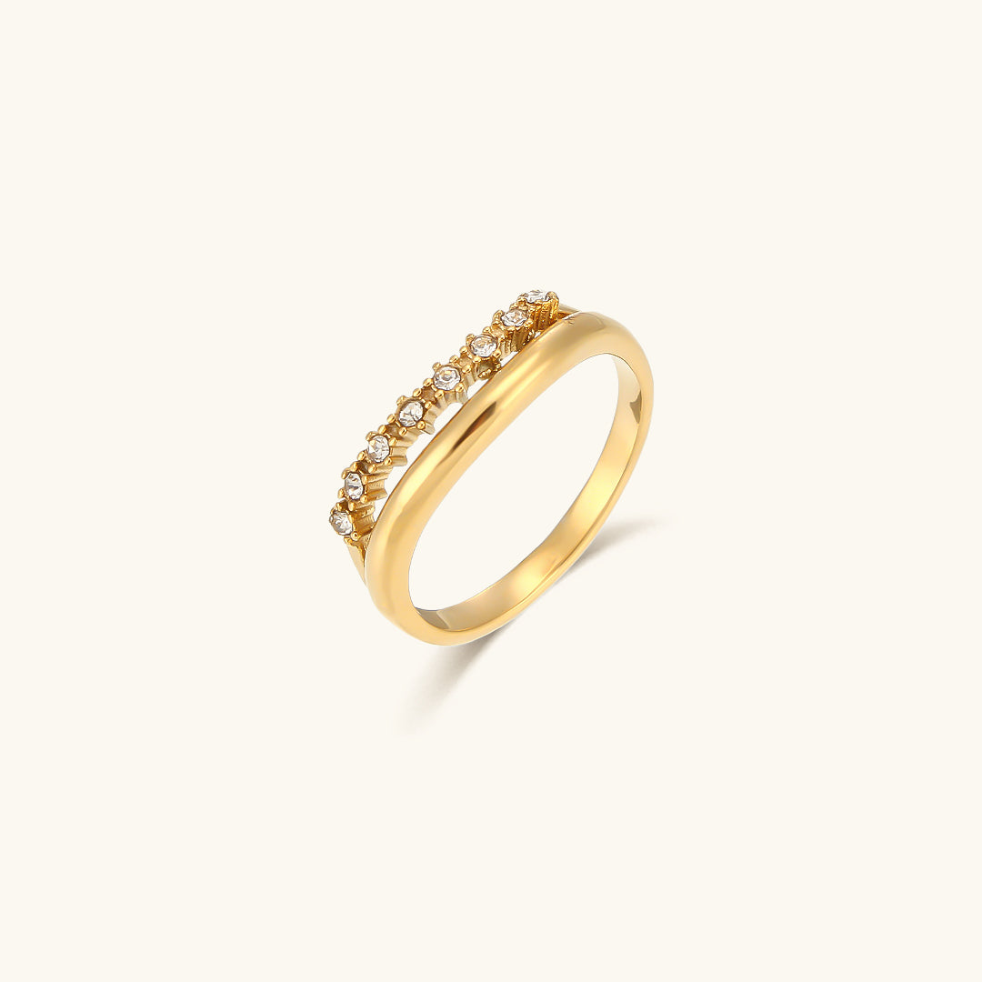 Adeline Guld Ring med Konstgjorda Diamanter