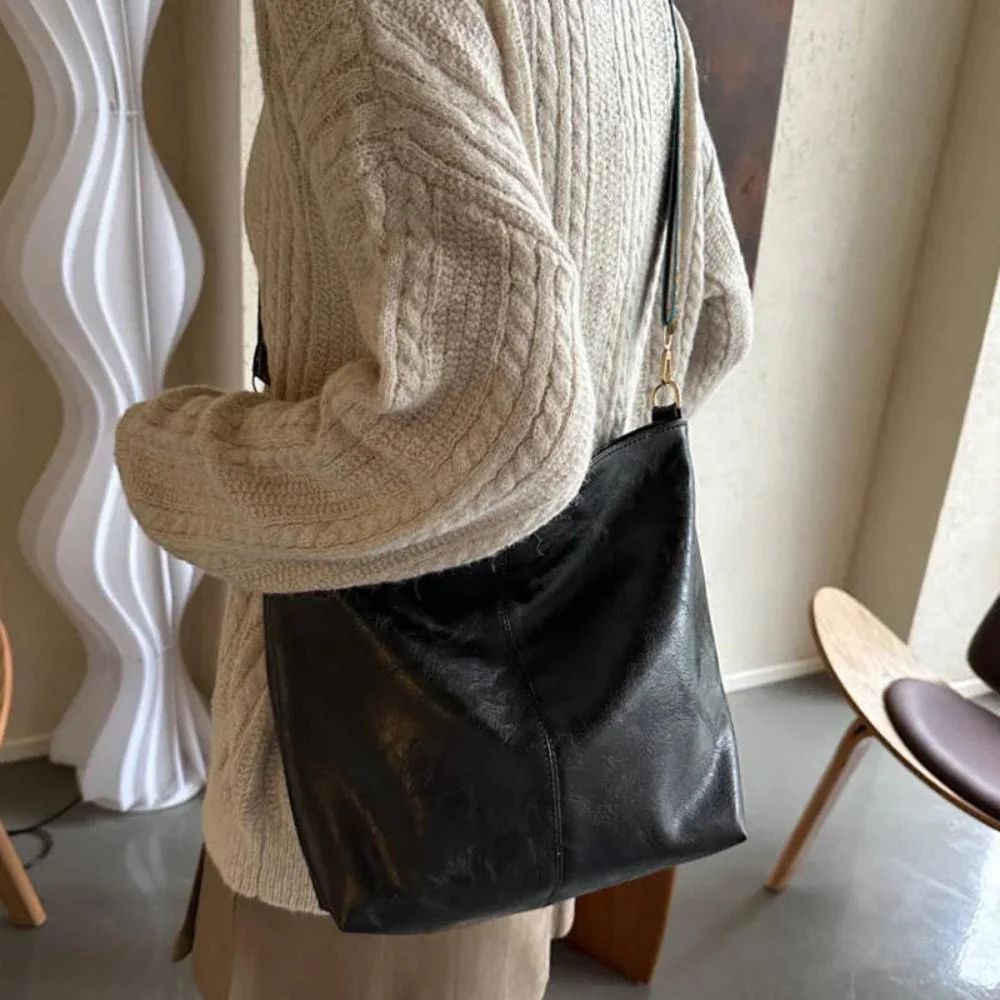 ElinVäska™ – Stilren och funktionell väska för varje tillfälle