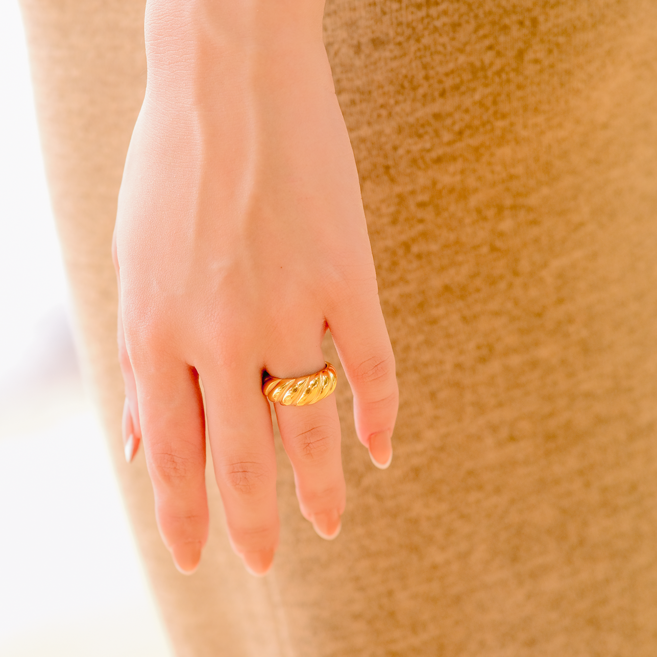 Amaia Guld Croissant-inspirerad Ring