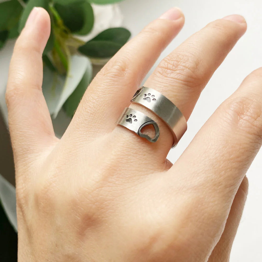 Justerbar Ring med Design av Tassar och Hjärtor – FAYAIE