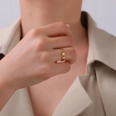 Justerbar Ring i Silver och Guld med Tassmotiv – Miraie
