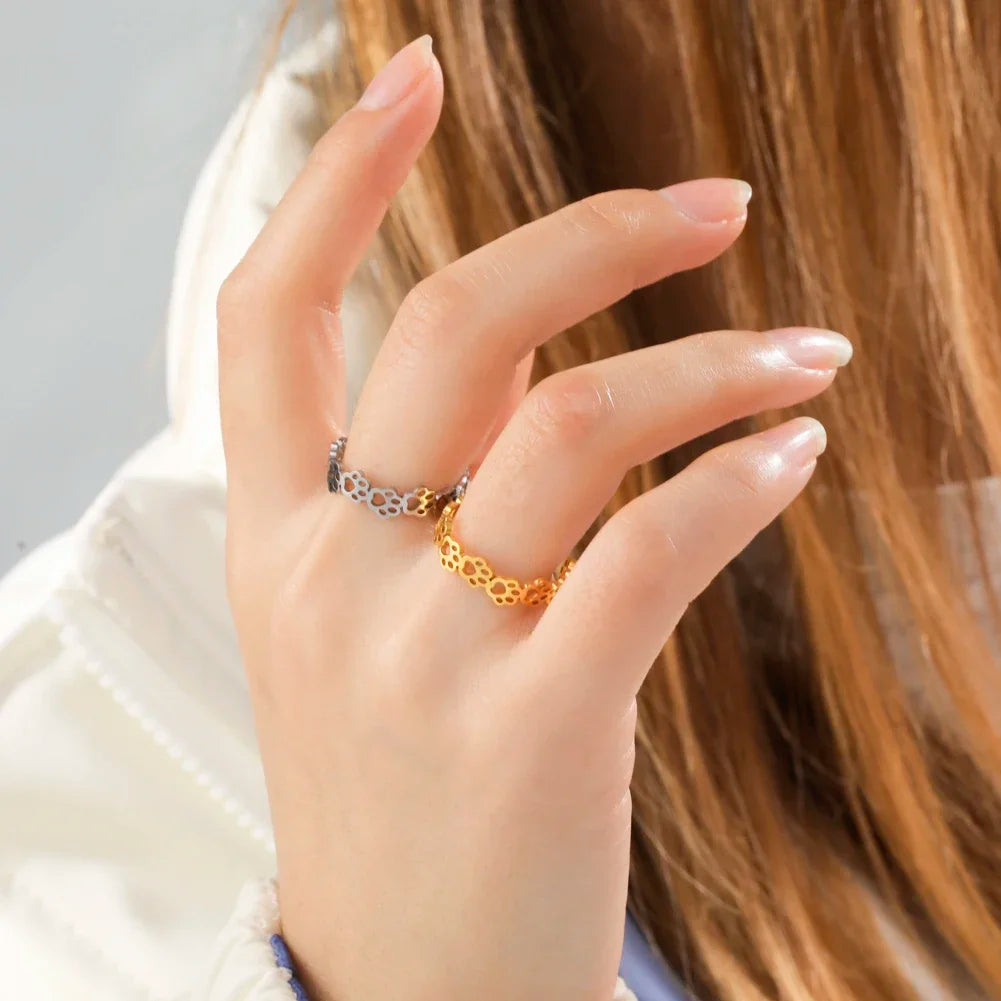 Justerbar Ring i Silver och Guld med Tassavtryck – OVA