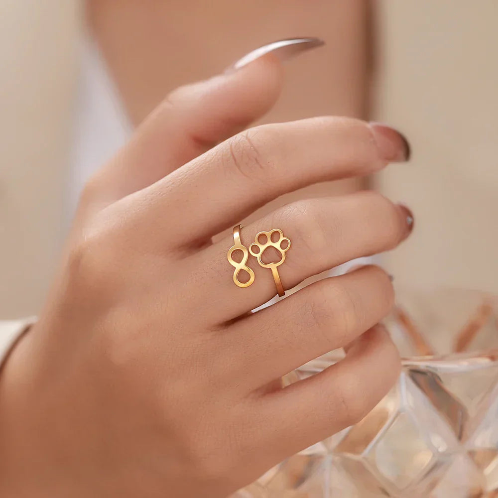 Justerbar Infinity Ring i Silver och Guld med Tassavtryck – AYLA