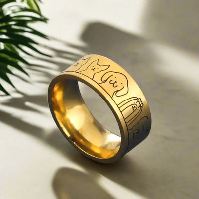 Ring i Guld och Silver med Graverade Fötter – Nika