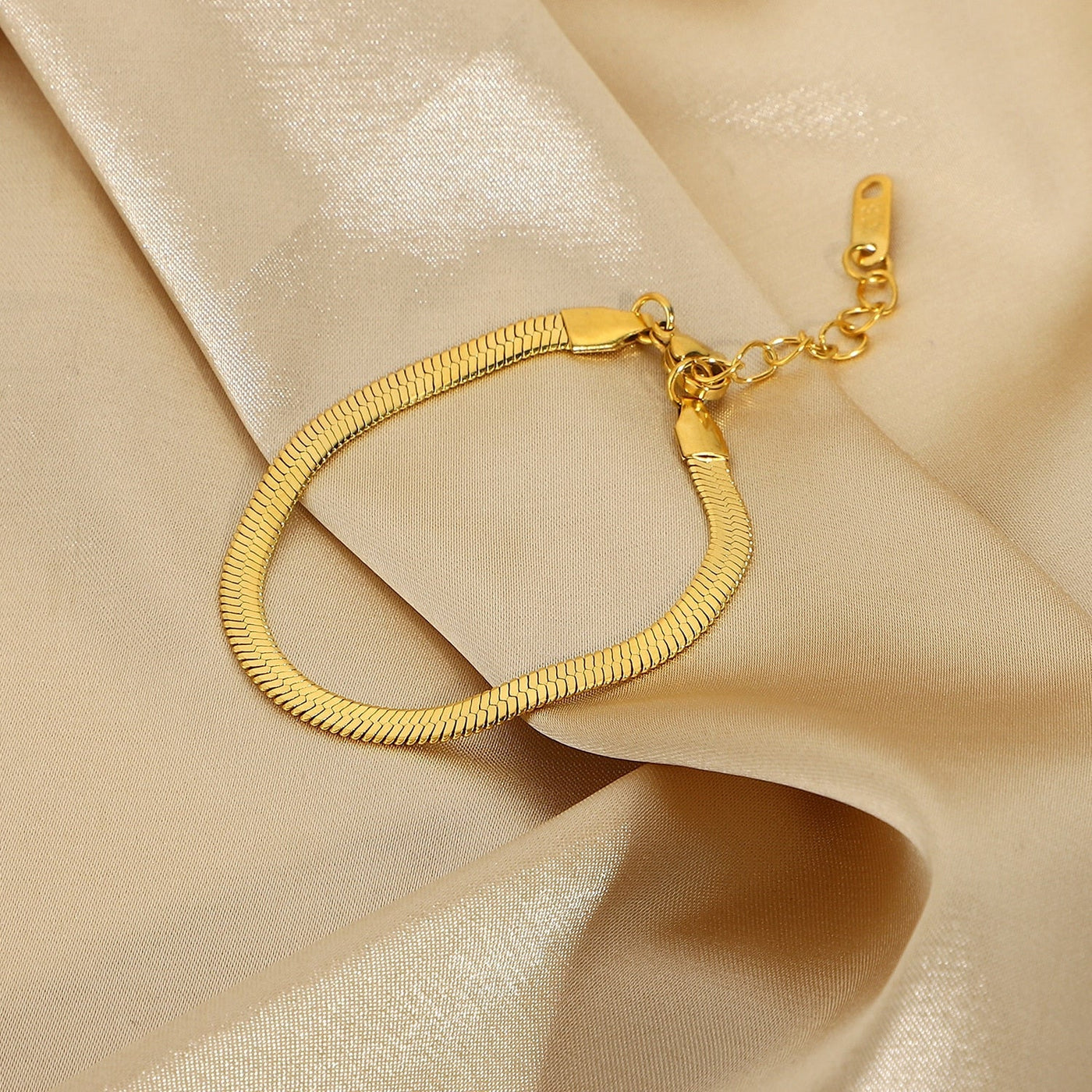 Ellaine Guld Herringbone Armband