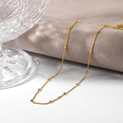 Julia Guldkedja – Elegant Halsband