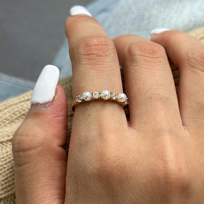Keisha Ring med Diamanter och Pärldekoration