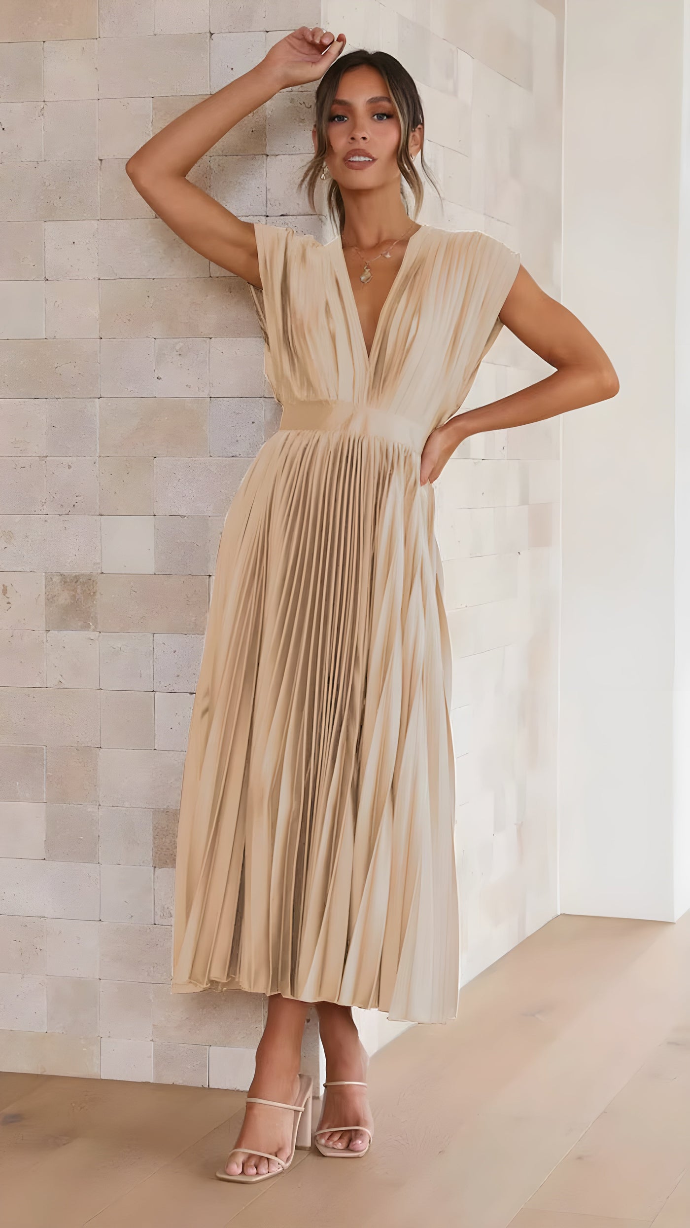 Sirelia™ - Elegant plisserad klänning