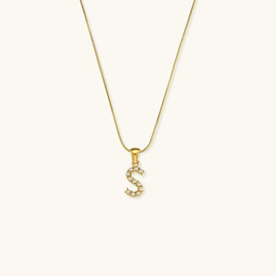 Augustine Pärlhalsband med Initial