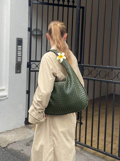 ElinVäska™ – Stilren och funktionell väska för varje tillfälle