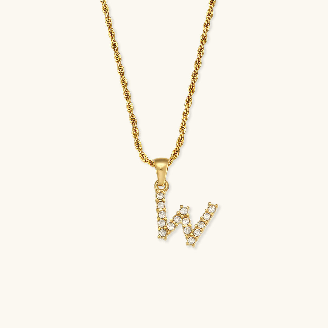 Diamantbesatta Initialhalsband från Maeve