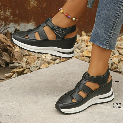 Liliana™ – Stilfulla Sandaler med Kardborreband