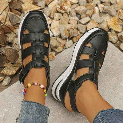 Liliana™ – Stilfulla Sandaler med Kardborreband