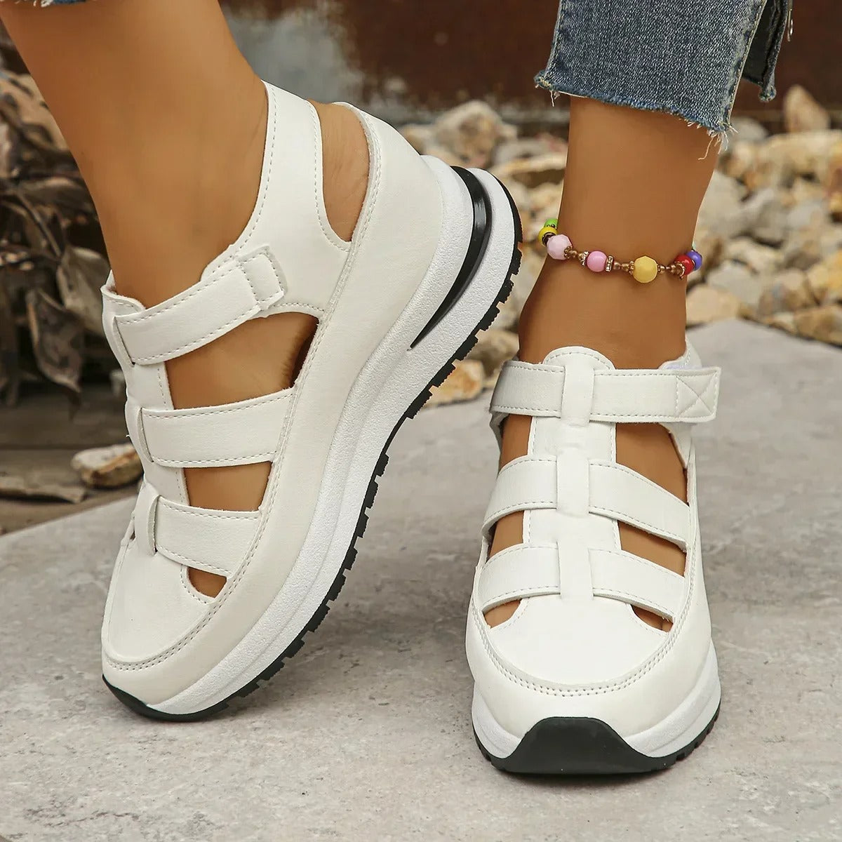 Liliana™ – Stilfulla Sandaler med Kardborreband