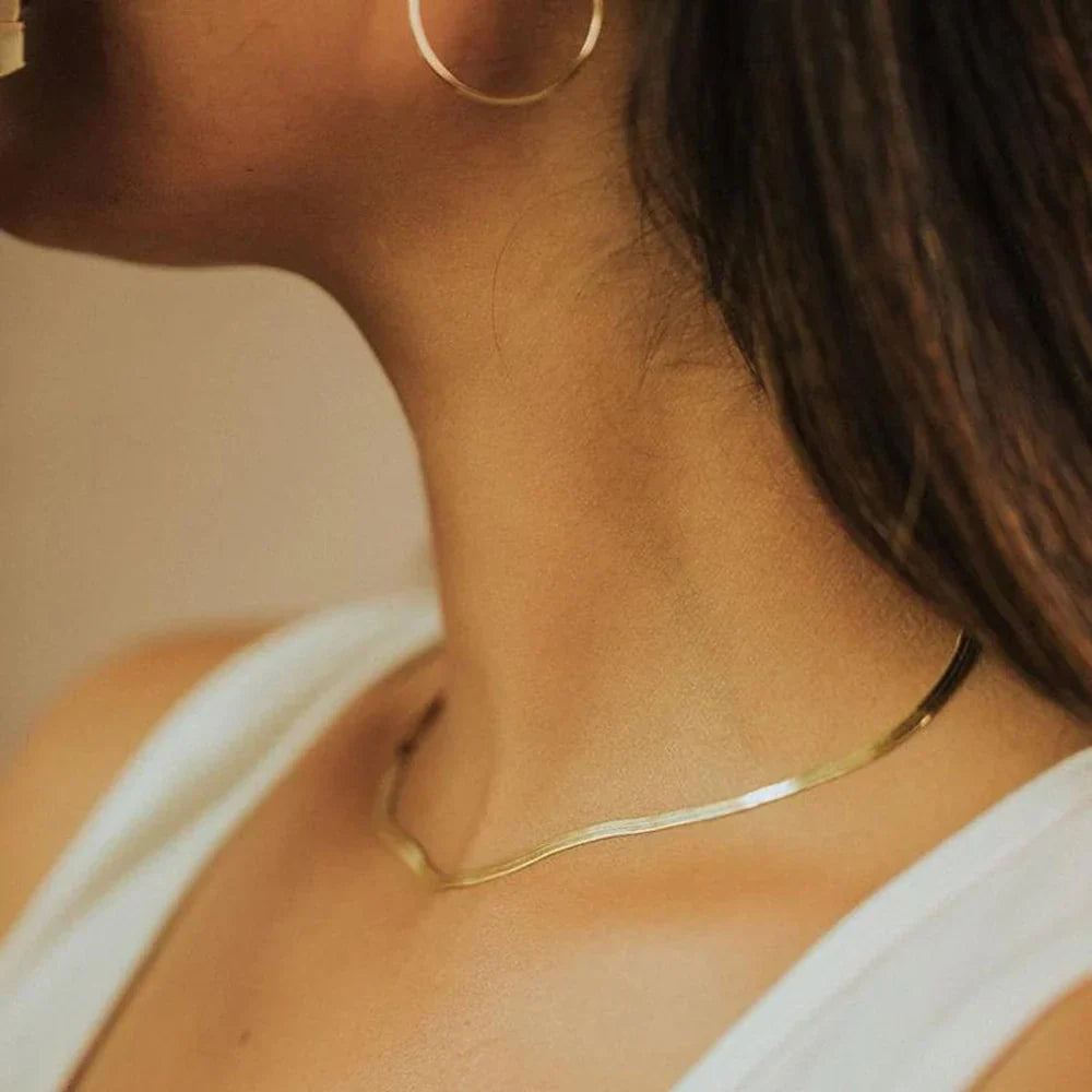 Elizabeth Guld Herringbone Halsband